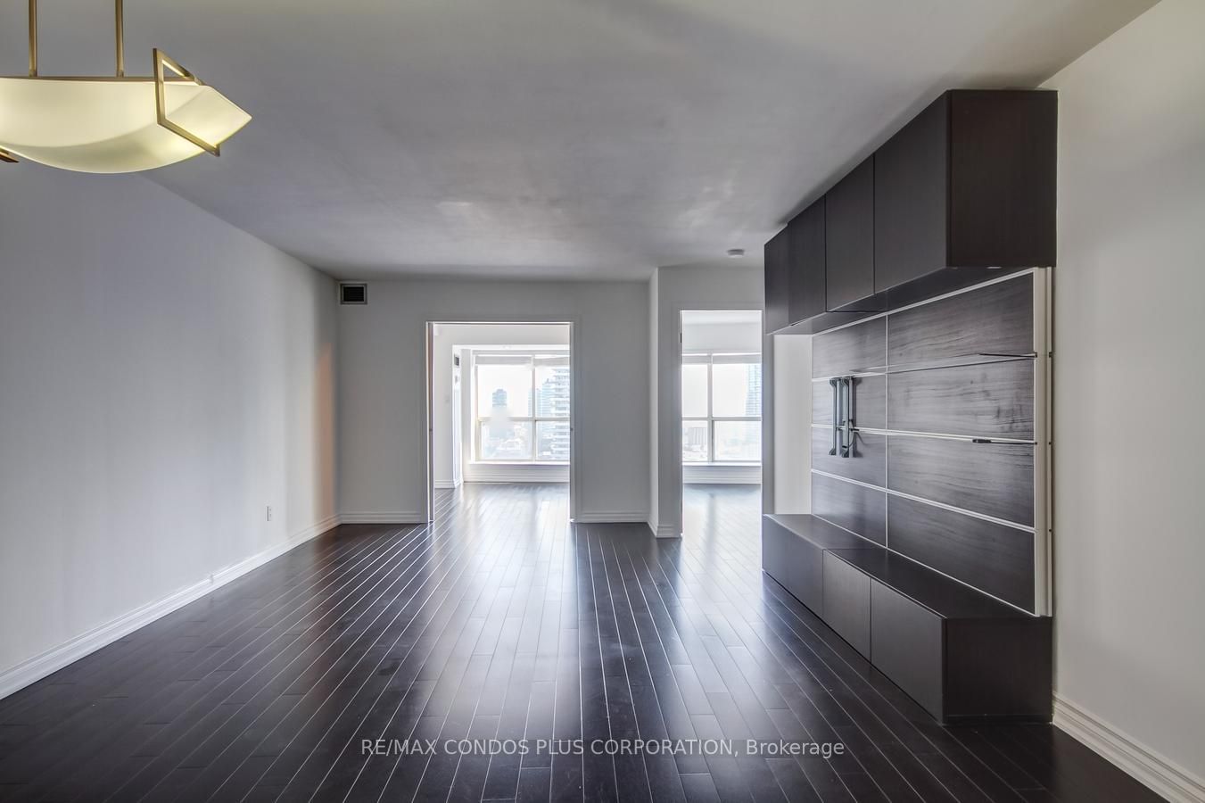 25 The Esplanade, unit 2816 for rent