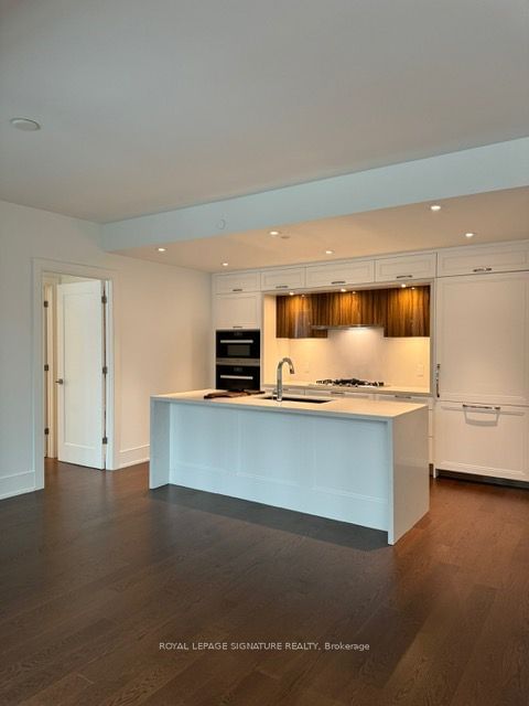 455 Wellington St W, unit 504 for rent - image #9