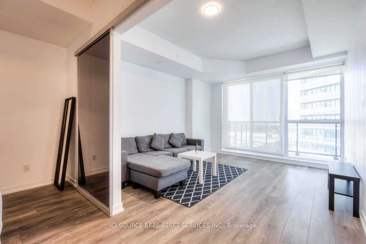 49 East Liberty St, unit 1506 for rent - image #7