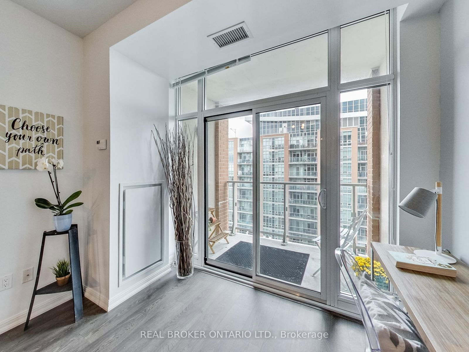 75 East Liberty St, unit 2108 for sale