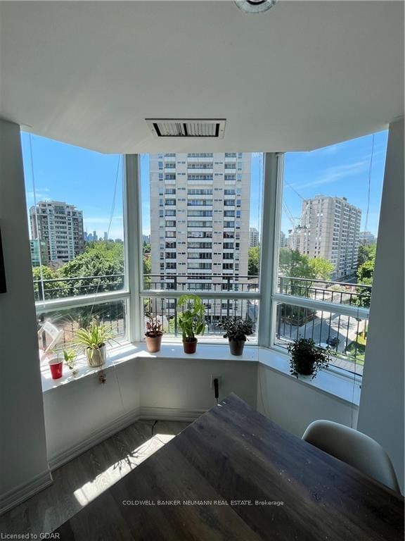 300 Balliol St, unit 812 for rent - image #8