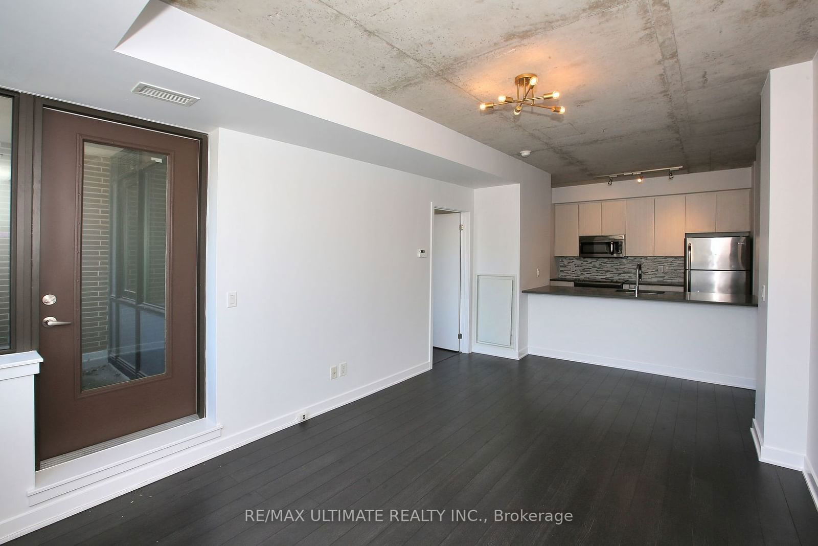 400 Wellington St W, unit 903 for rent - image #15