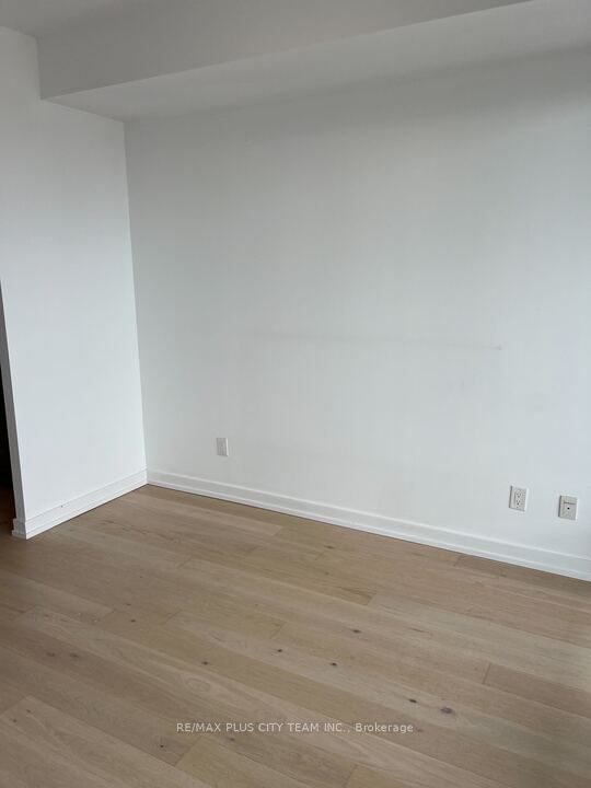 488 University Ave, unit 4505 for rent - image #9