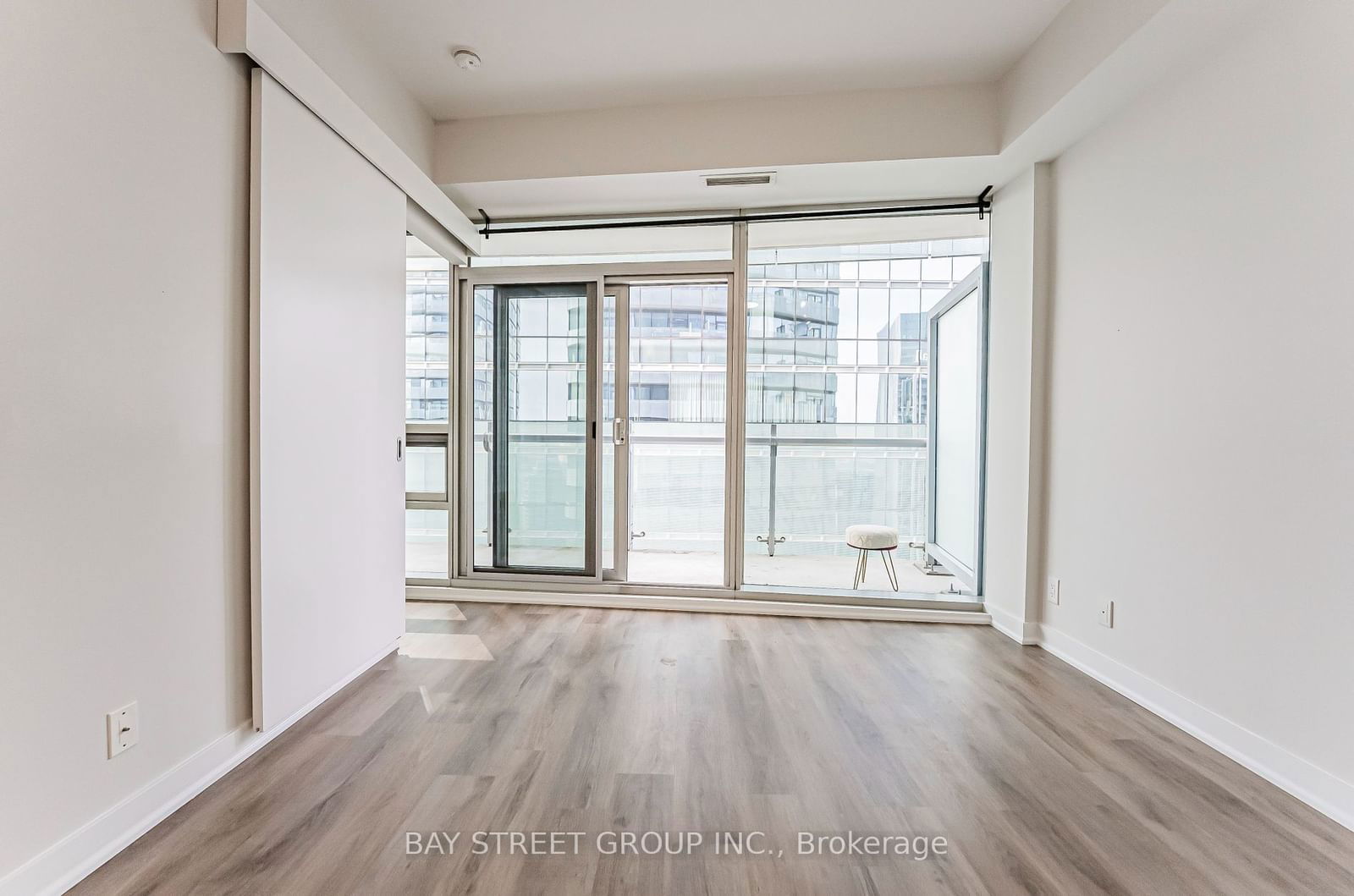 14 York St, unit 3809 for sale - image #9