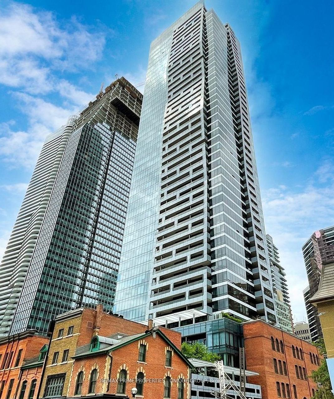 5 St Joseph St, unit 4008 for rent