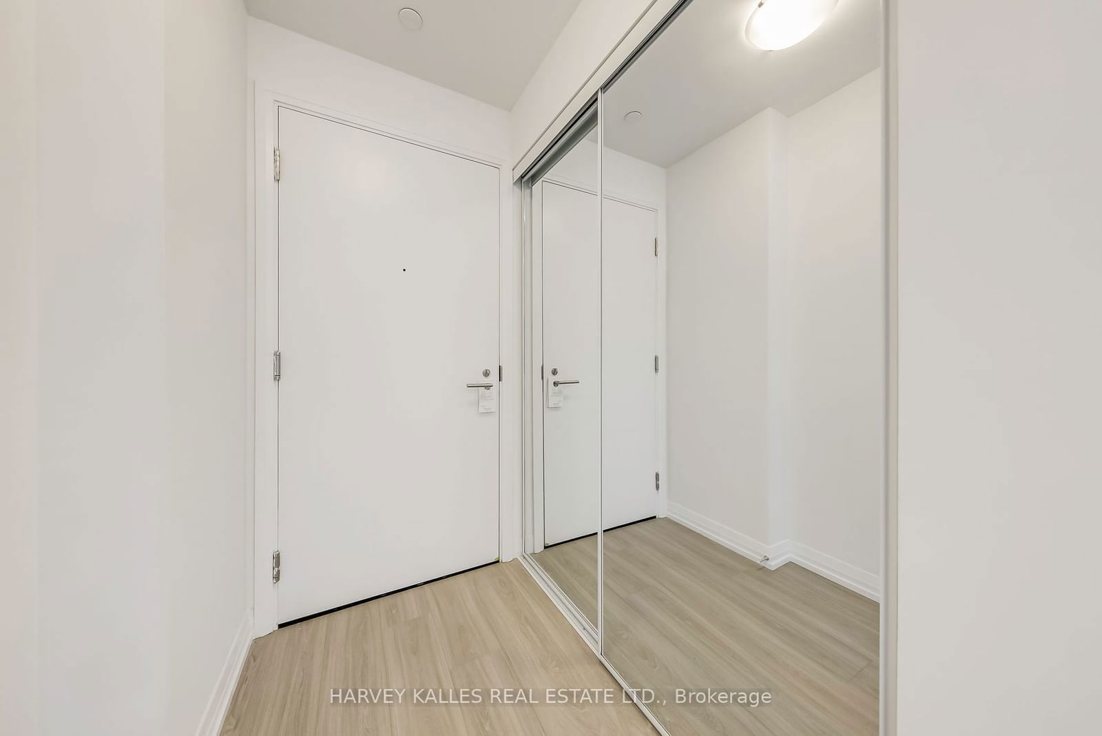 25 Holly St, unit PH02 for rent