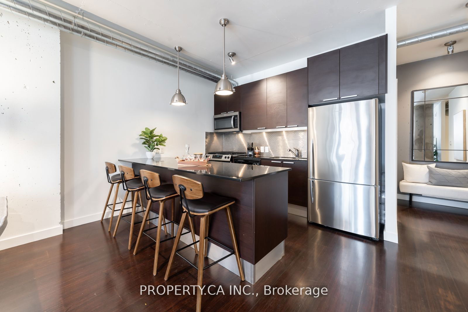 169 John St, unit 805 for sale - image #18