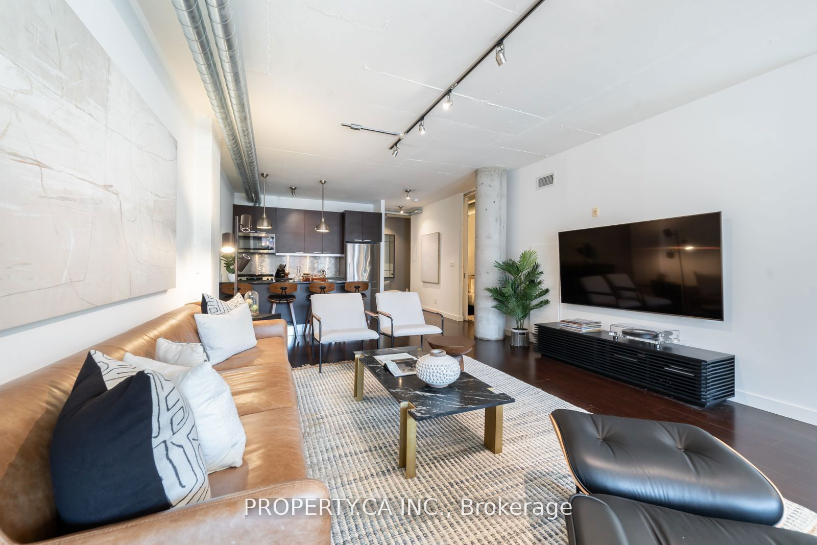 169 John St, unit 805 for sale - image #3