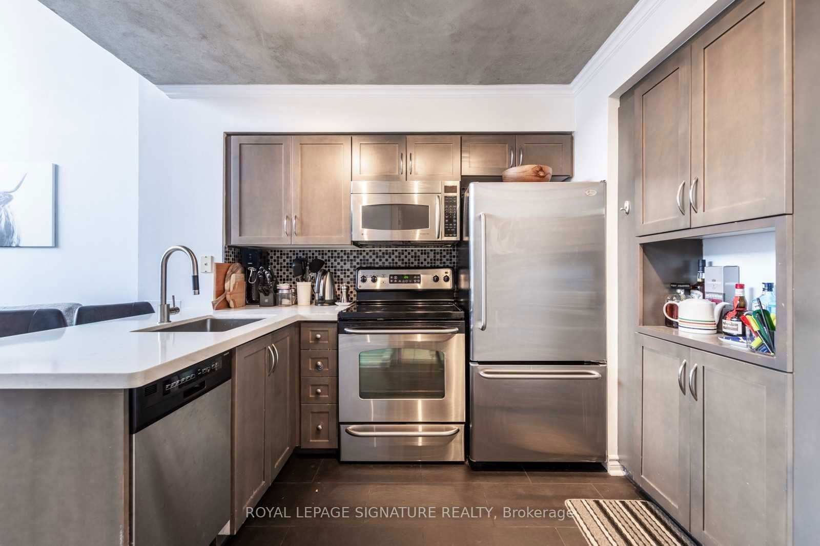 255 Richmond St E, unit 212 for sale - image #8