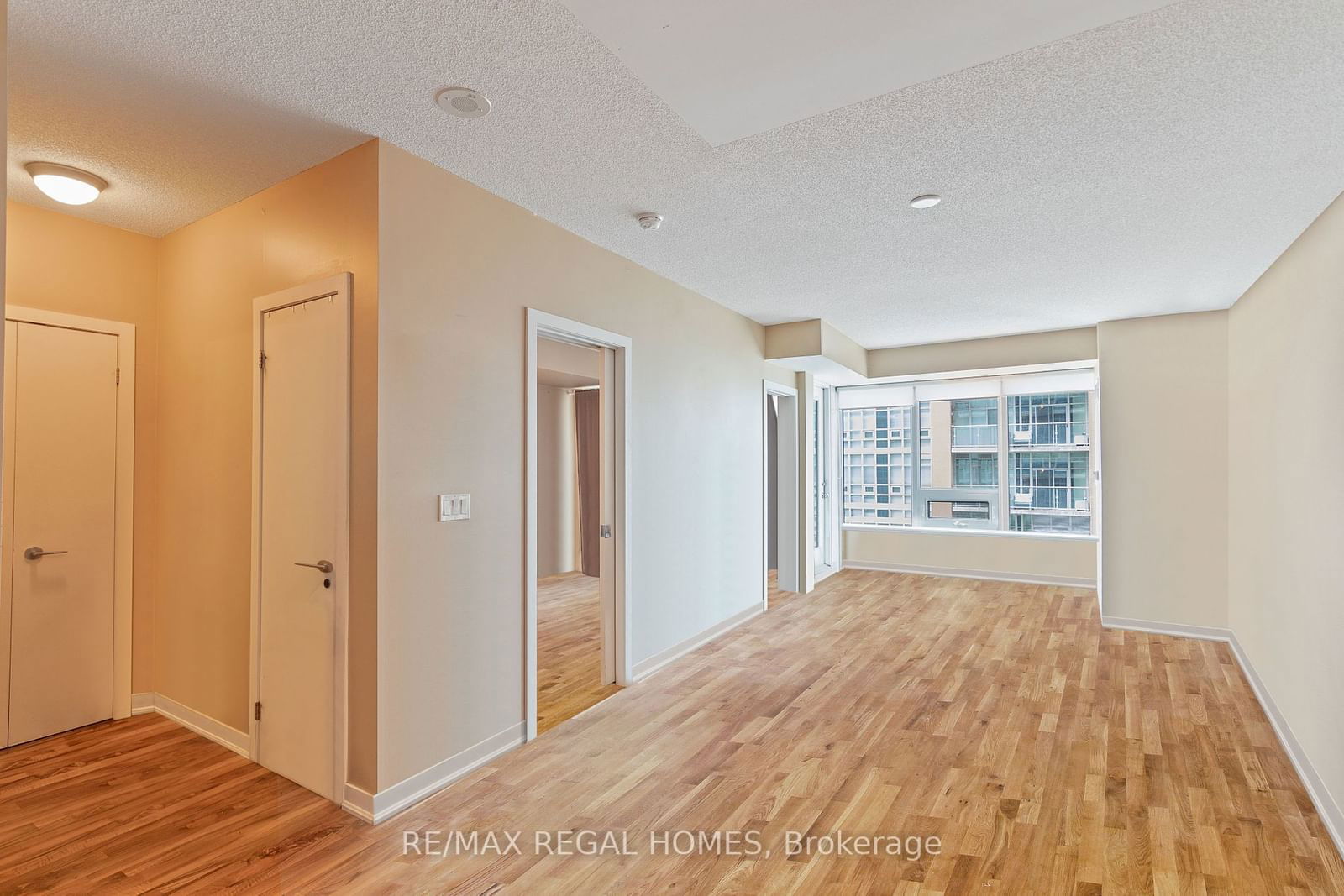 59 East Liberty St, unit 1906 for sale