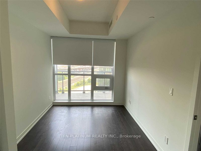 49 East Liberty St, unit 605 for rent - image #2