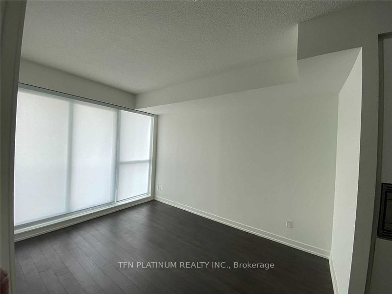 49 East Liberty St, unit 605 for rent - image #3