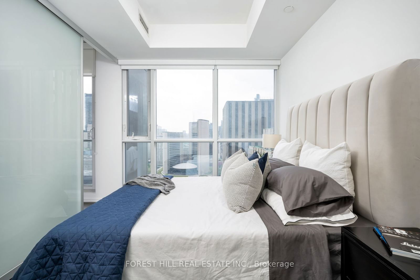 70 Temperance St, unit 2517 for sale - image #22