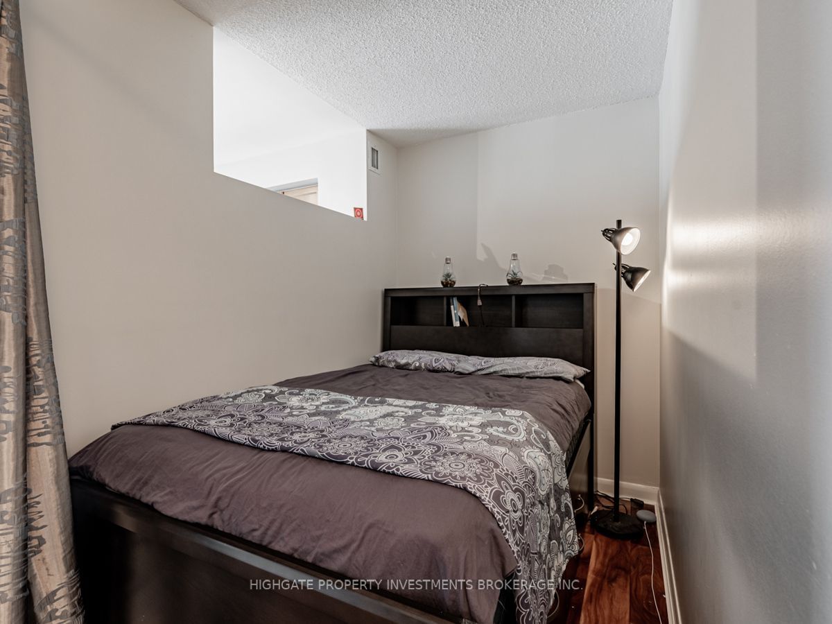 210 Victoria St, unit 3409 for rent - image #6