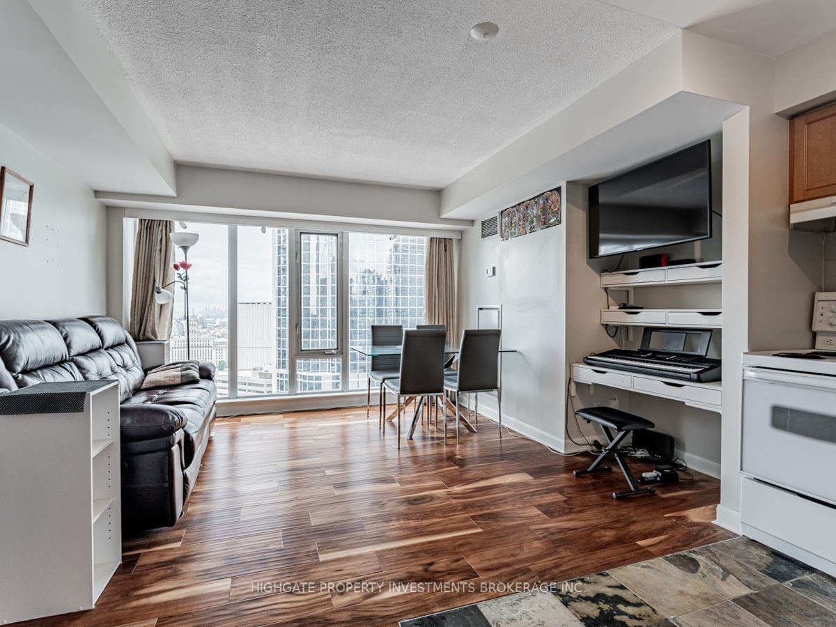 210 Victoria St, unit 3409 for rent - image #9