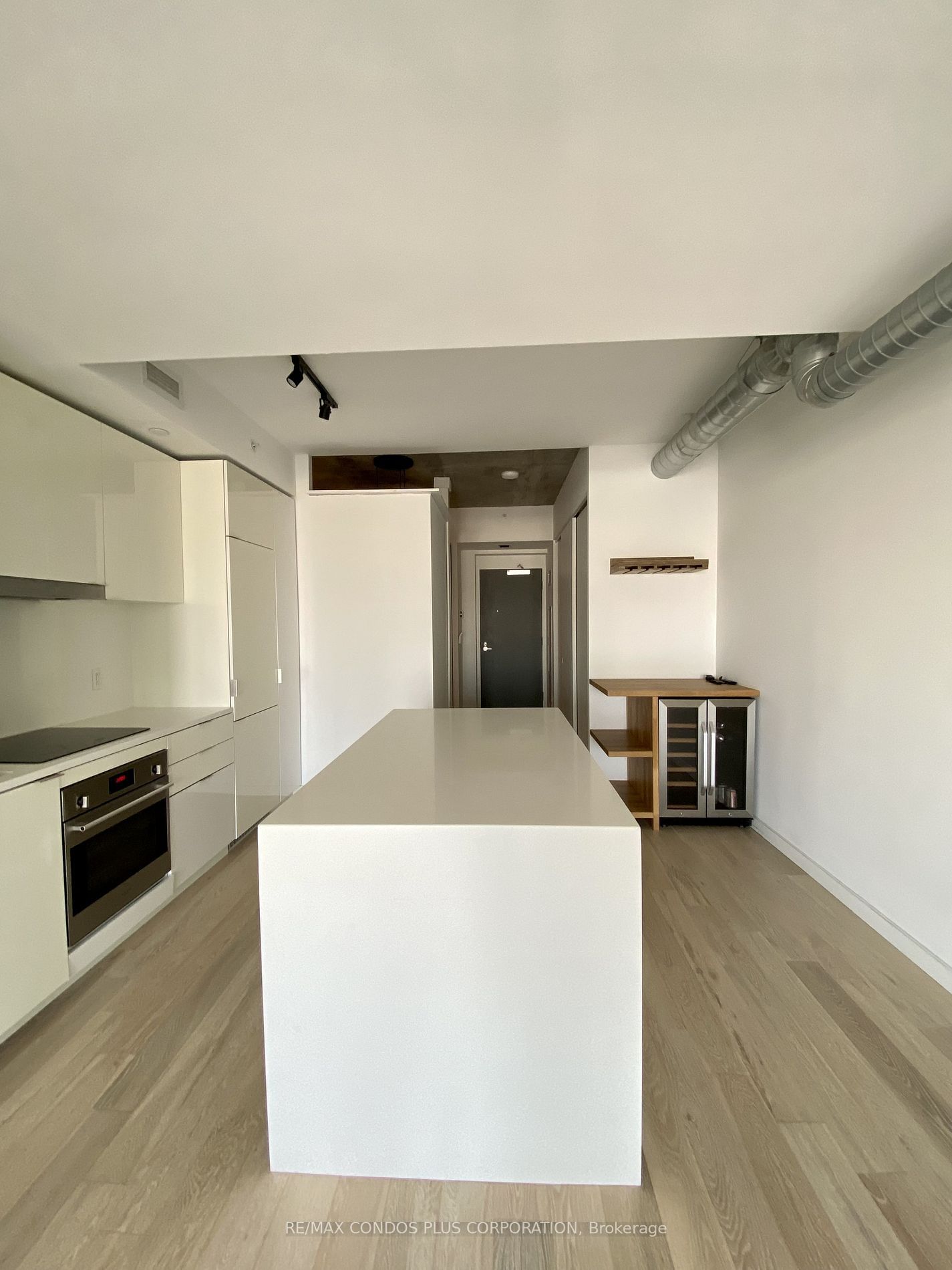 170 Bayview Ave, unit 1503 for rent