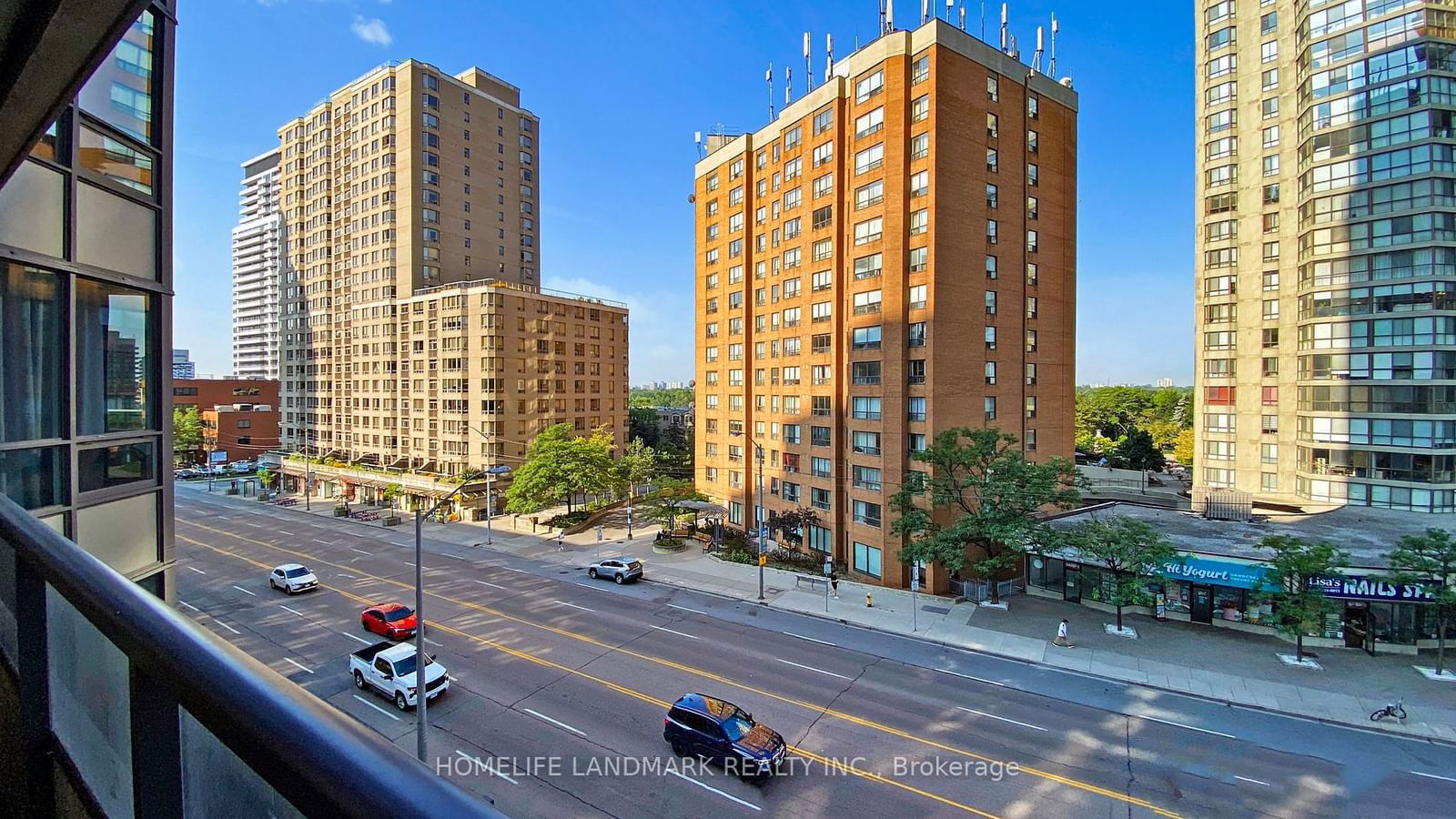 Grand Triomphe II Condos, North York, Toronto