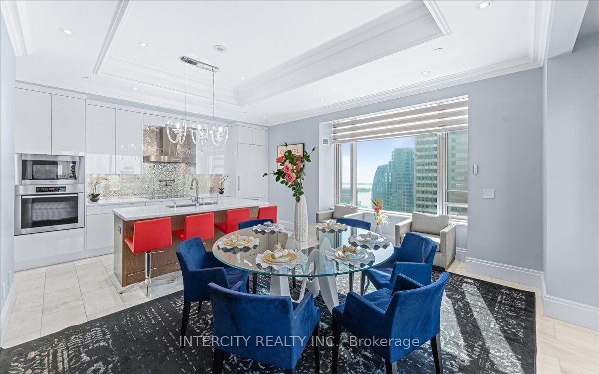 311 Bay St, unit 4405 for sale