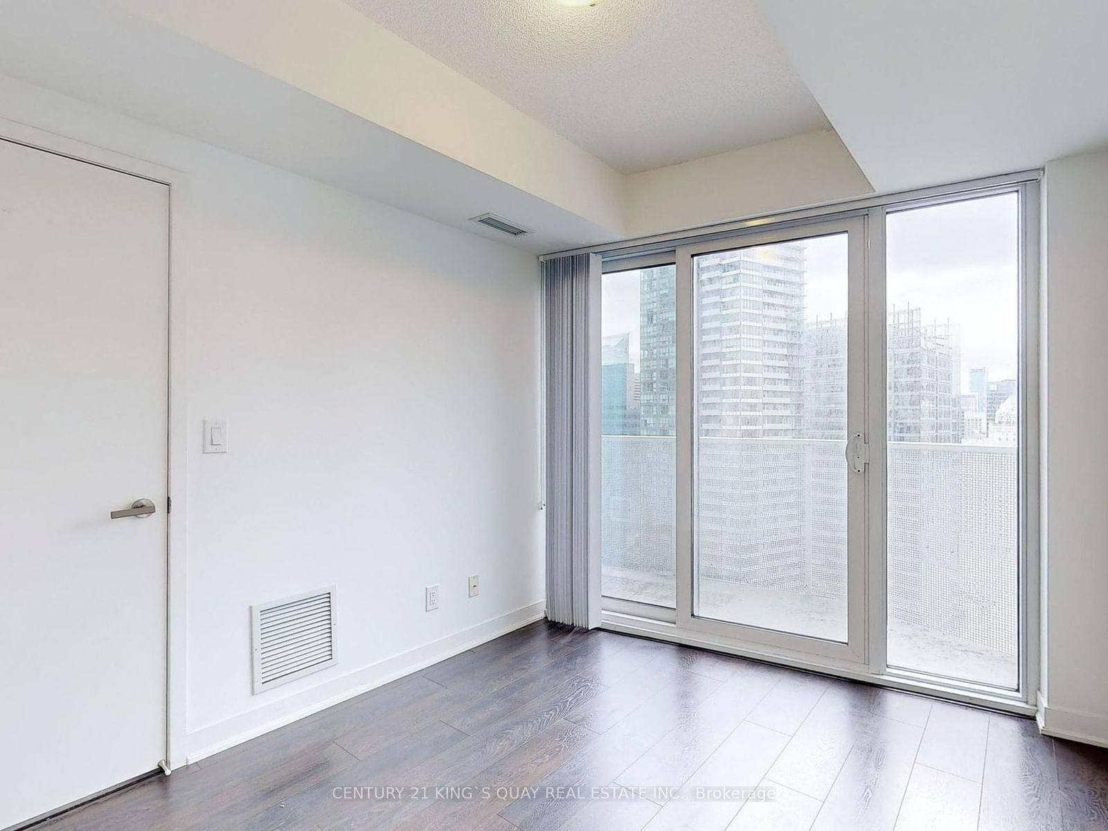 88 Harbour St, unit 3402 for rent - image #19