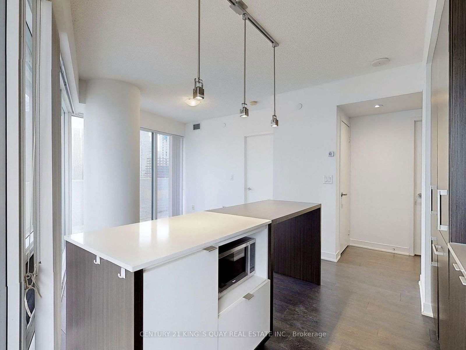 88 Harbour St, unit 3402 for rent - image #9