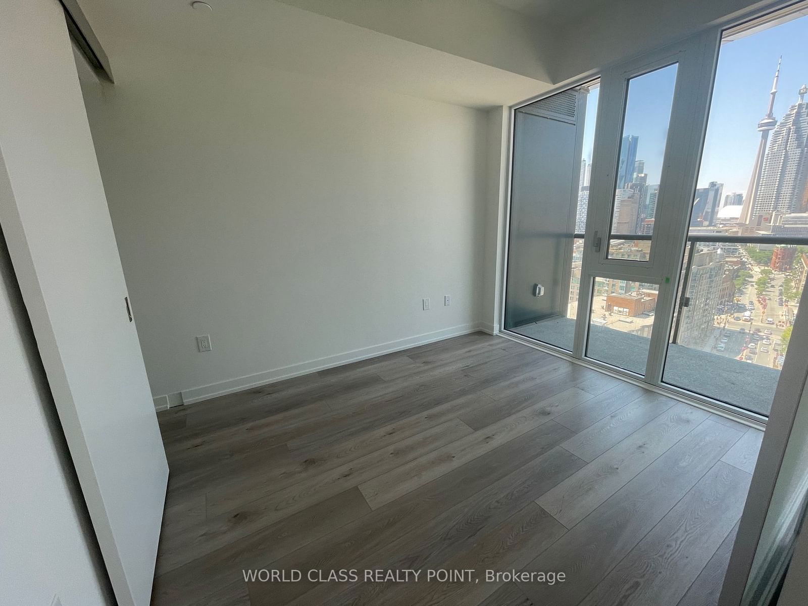 158 Front St E, unit 1702 for rent - image #5