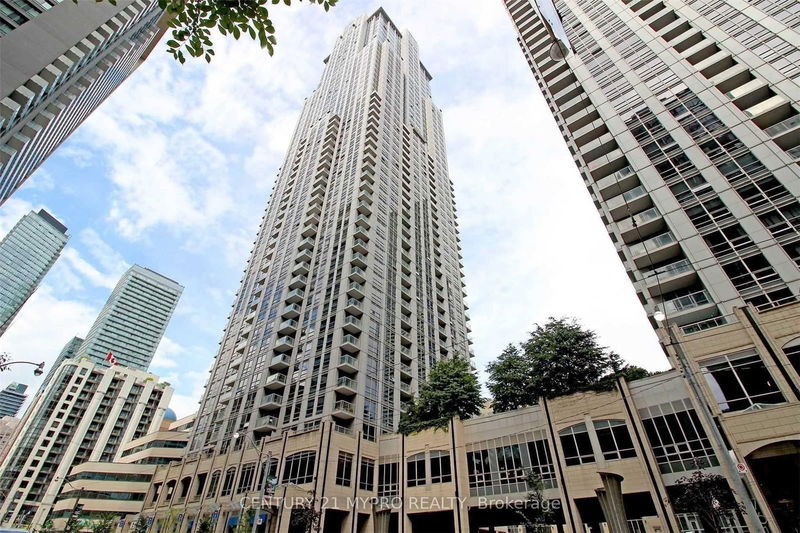 763 Bay St, unit 3212 for rent