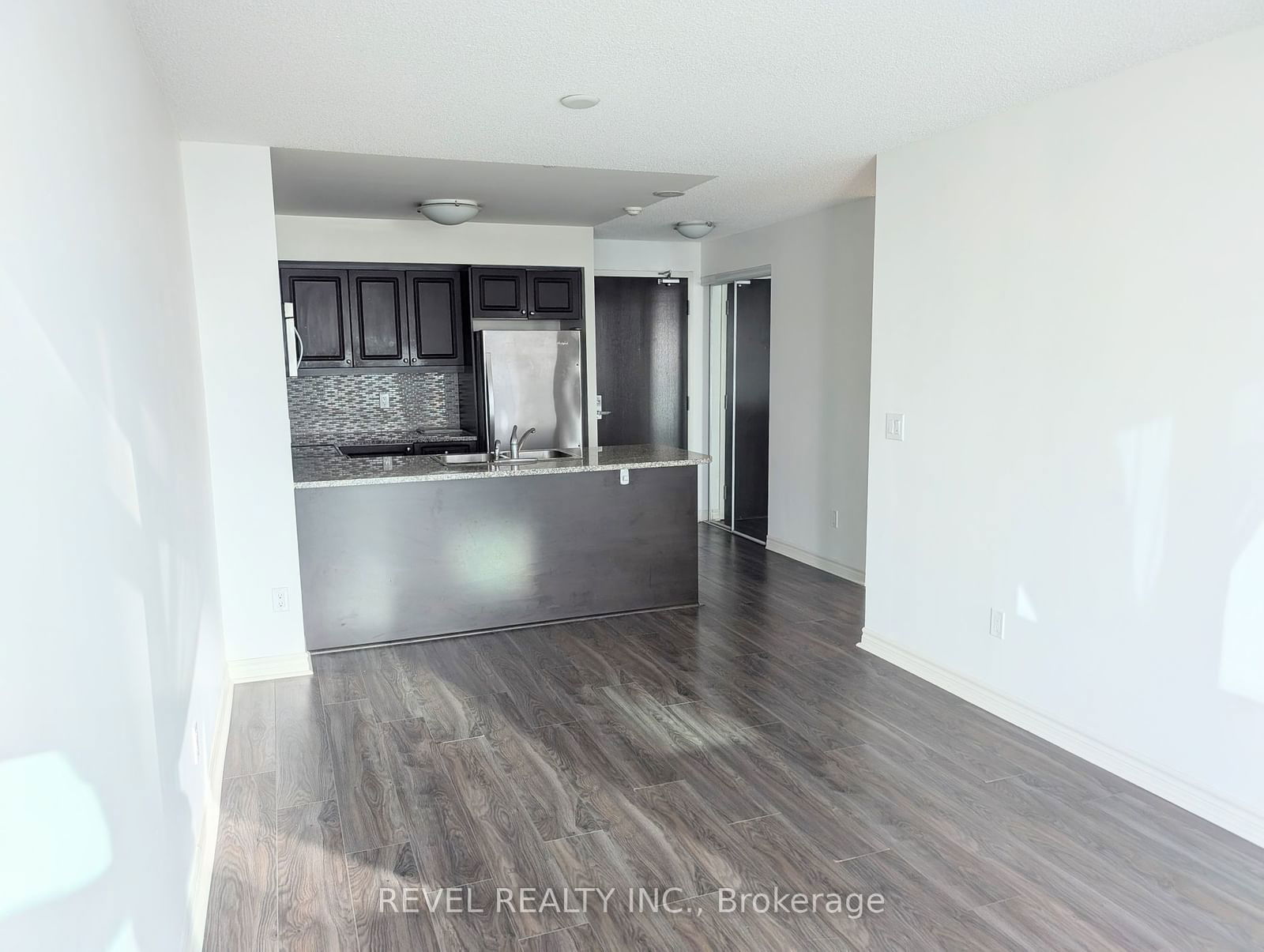 25 Lower Simcoe St, unit PH 02 for rent - image #4