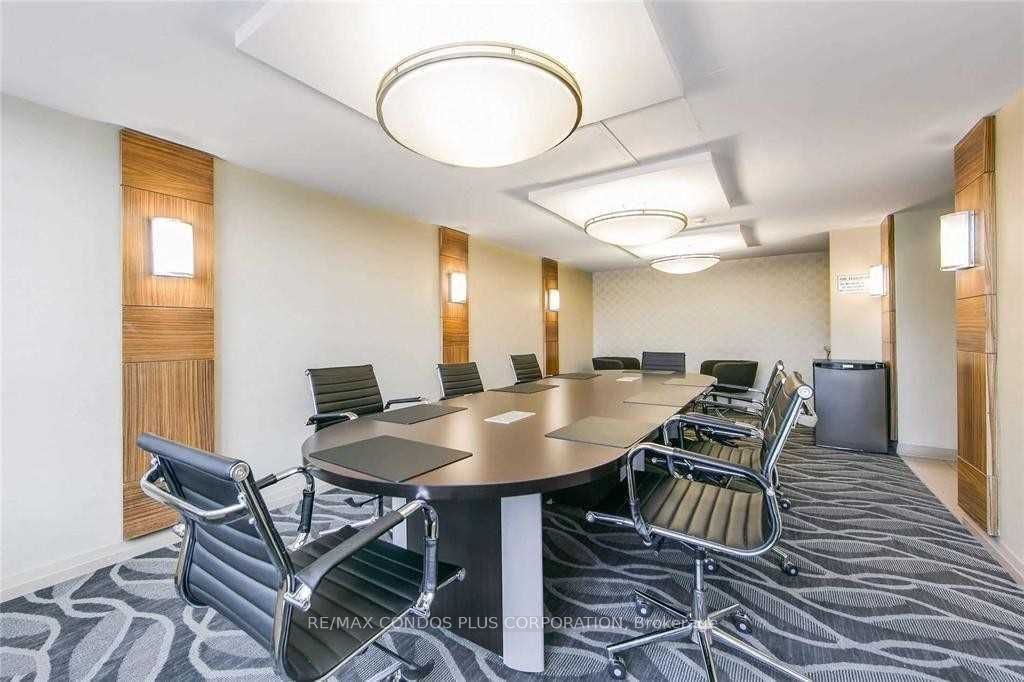 230 Queens Quay W, unit 1027 for sale - image #11