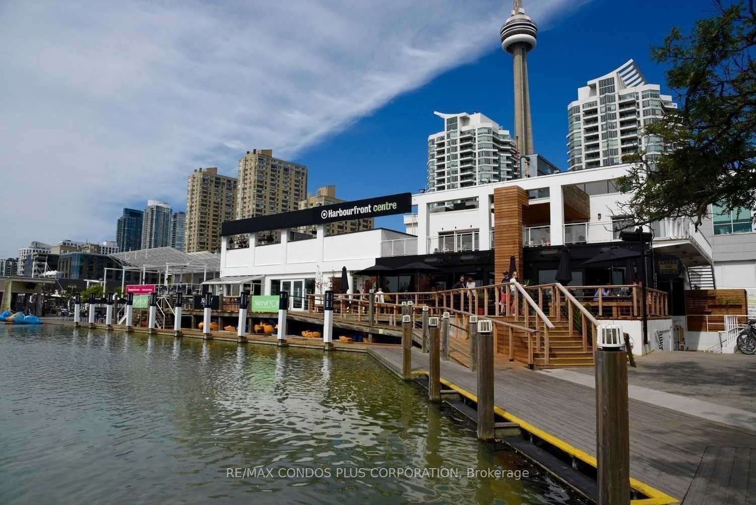 230 Queens Quay W, unit 1027 for sale - image #20