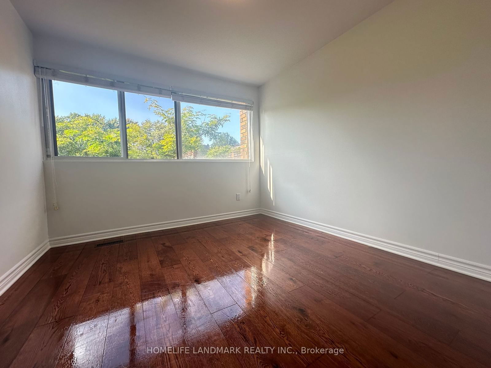 23 Laurie Shepway, unit 55 for rent - image #22