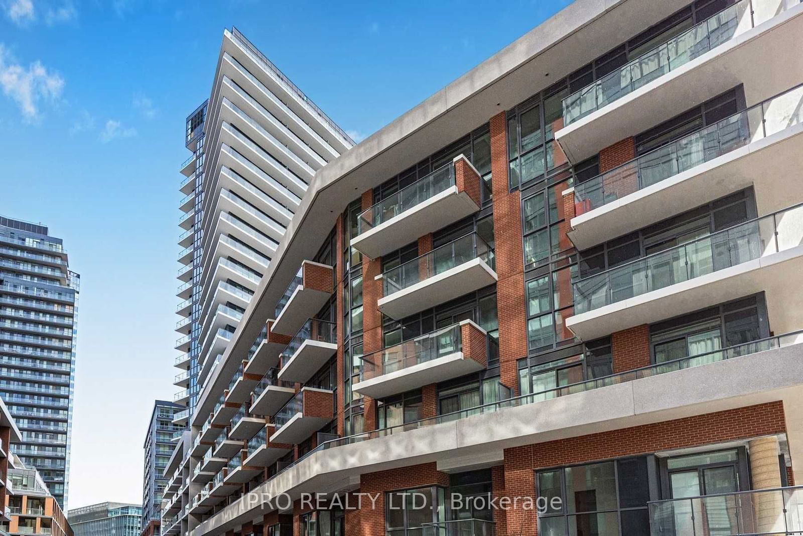 38 Iannuzzi St, unit 1213 for rent - image #4