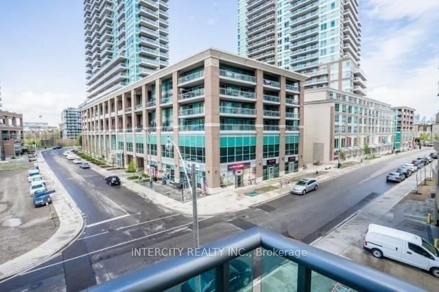 150 East Liberty St, unit 304 for sale - image #18