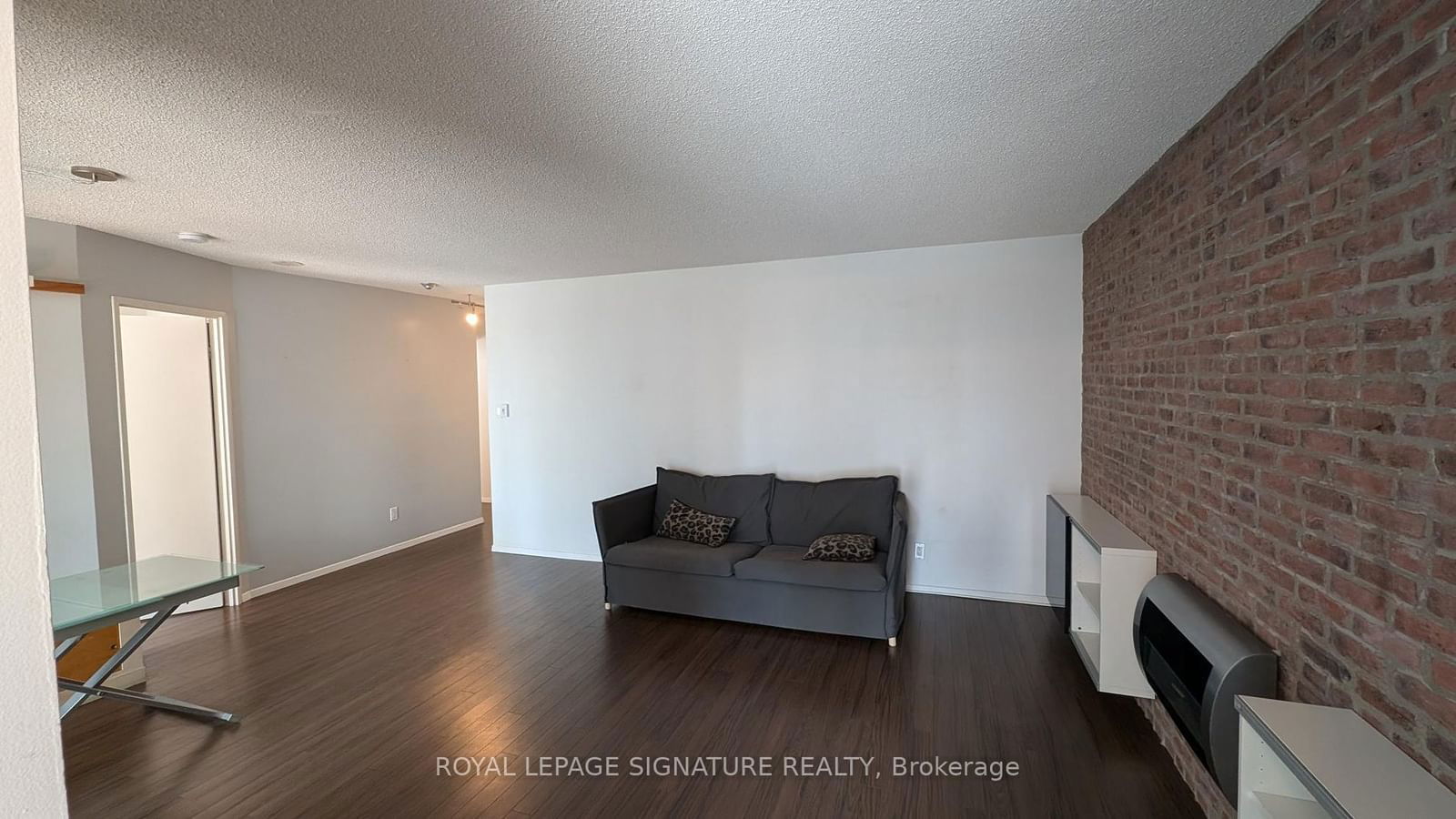 633 Bay St, unit 1508 for rent - image #3