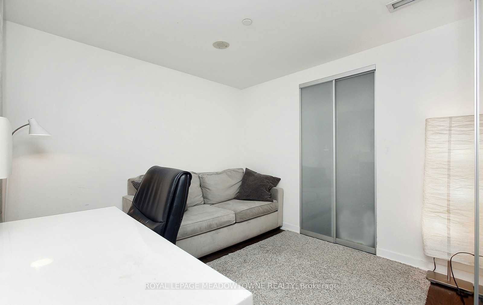 560 King St W, unit 1010 for rent - image #15