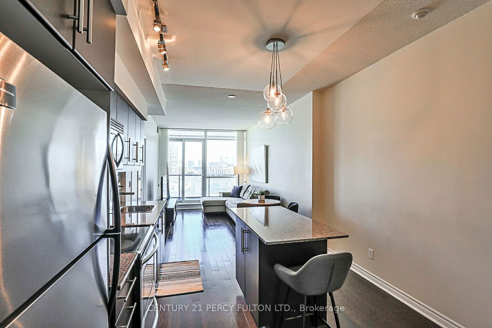 2885 Bayview Ave, unit 405 for rent