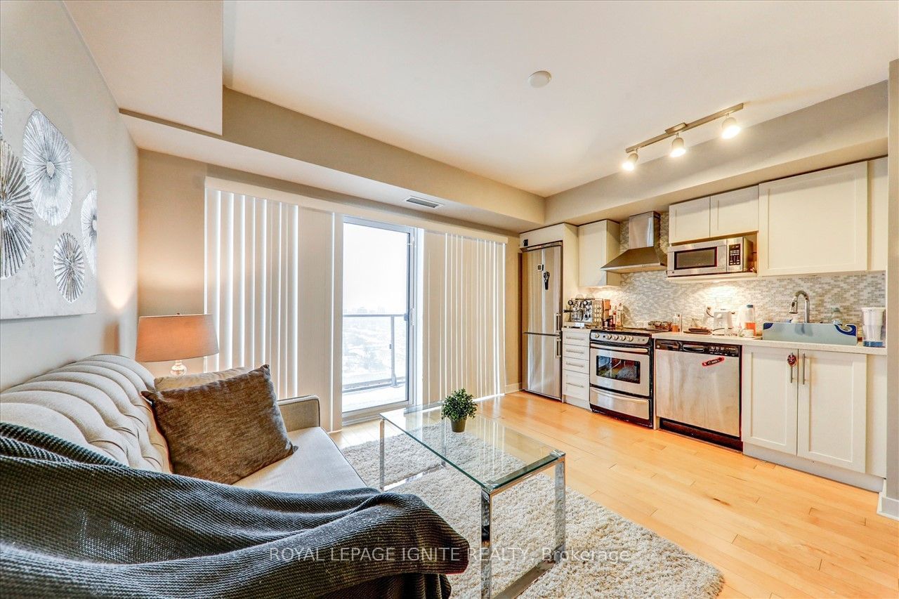 58 Orchard View Blvd, unit 1909 for sale - image #10