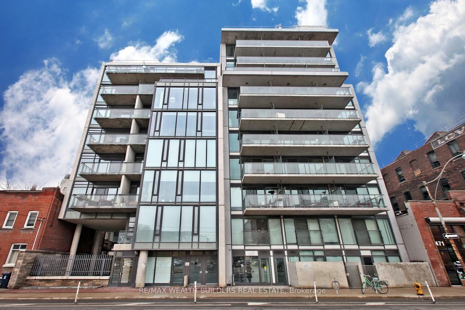 461 Adelaide St W, unit 237 for rent - image #1