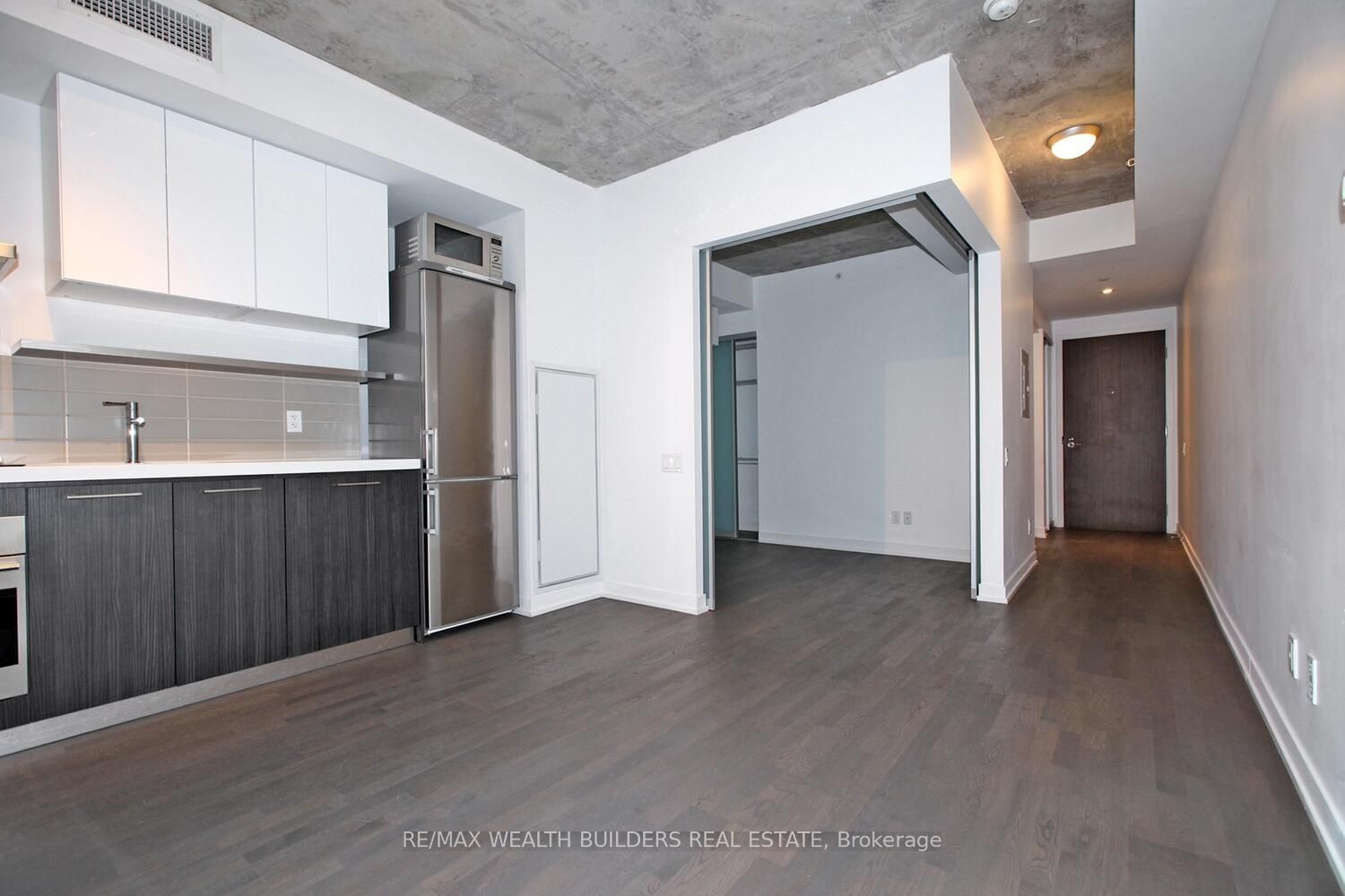 461 Adelaide St W, unit 237 for rent - image #6