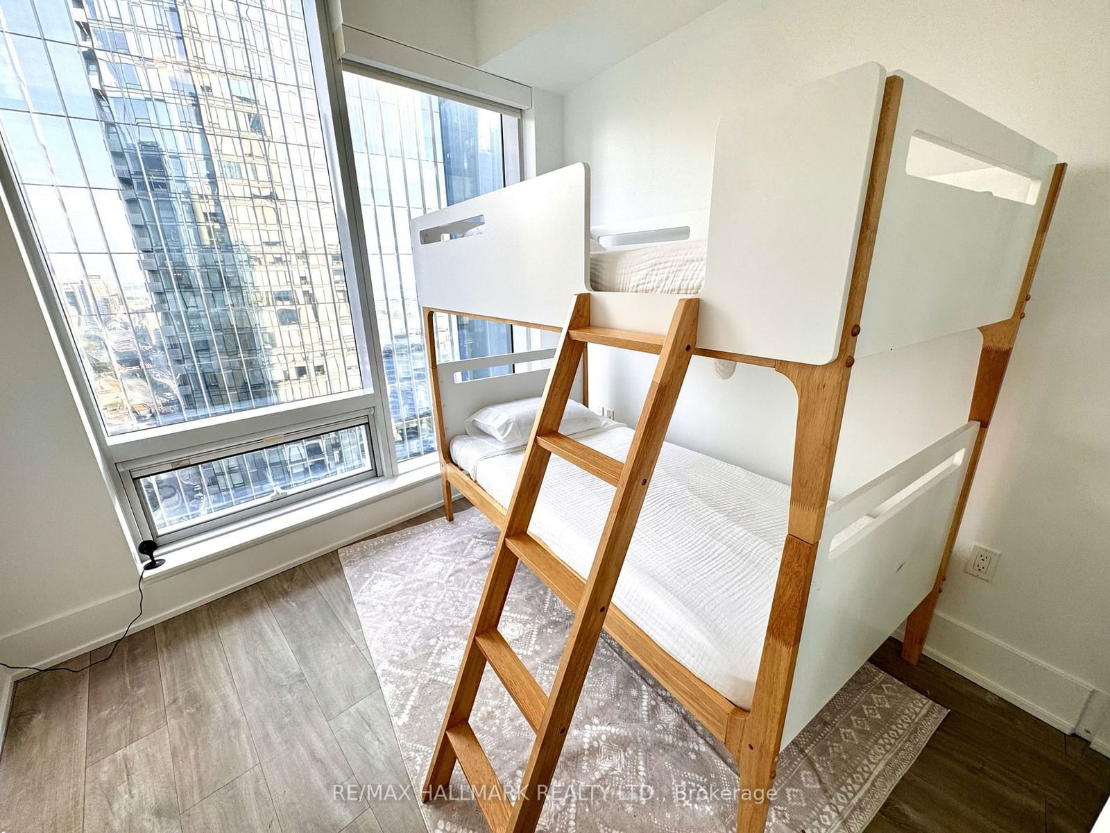 10 York St, unit 4103 for rent - image #20