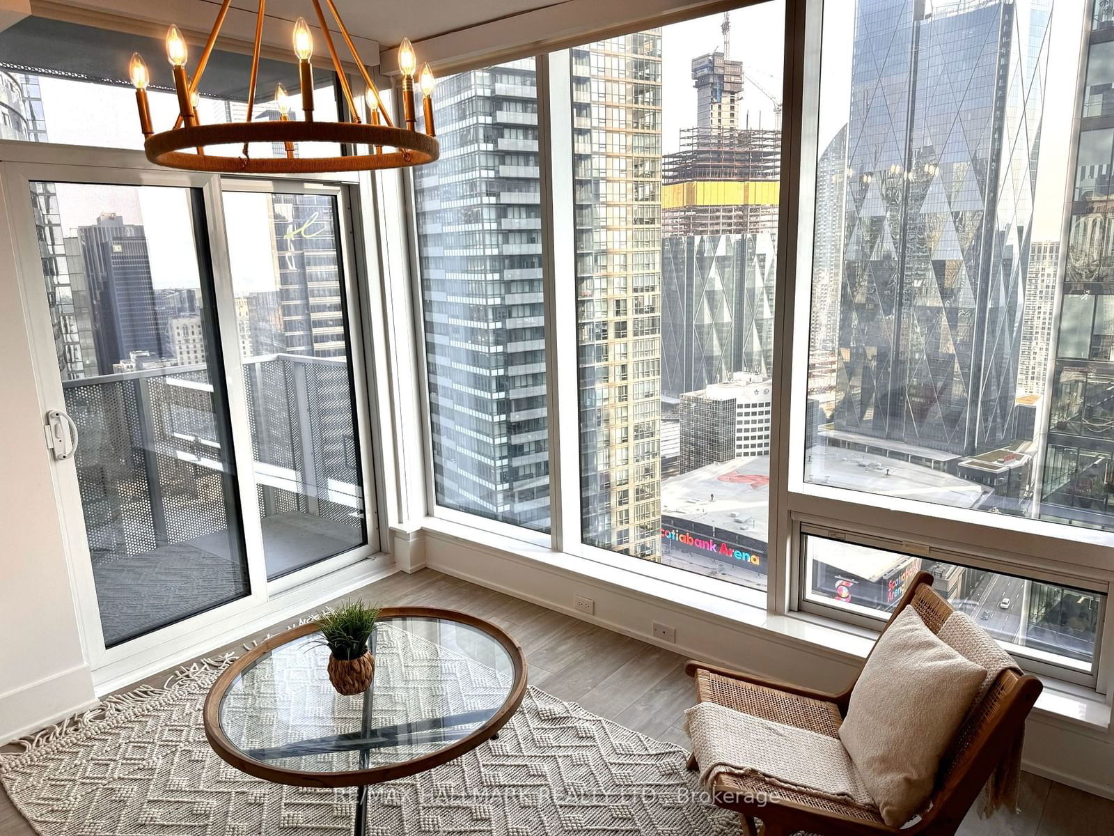 10 York St, unit 4103 for rent - image #3