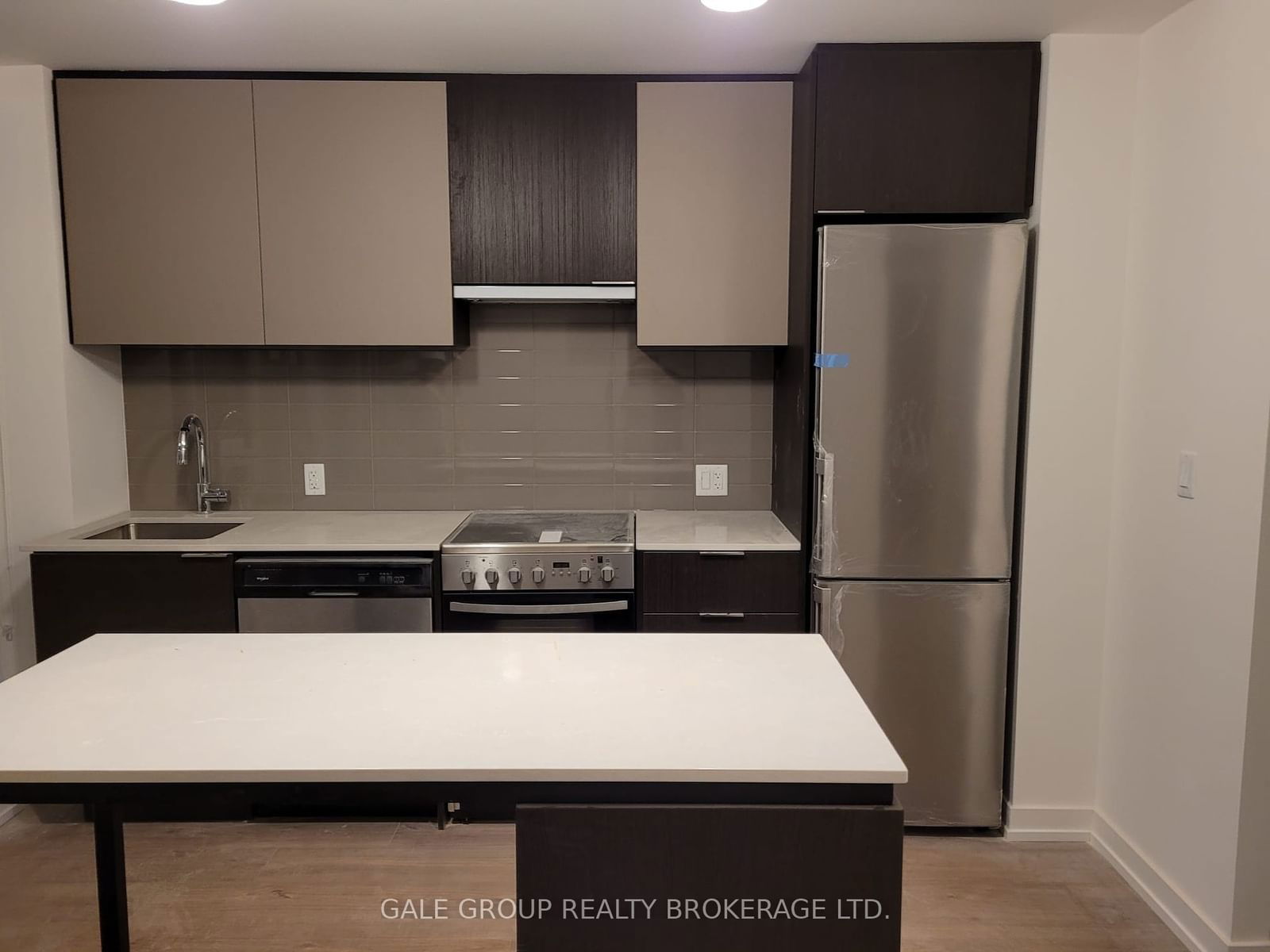 203 College St, unit 1707 for rent