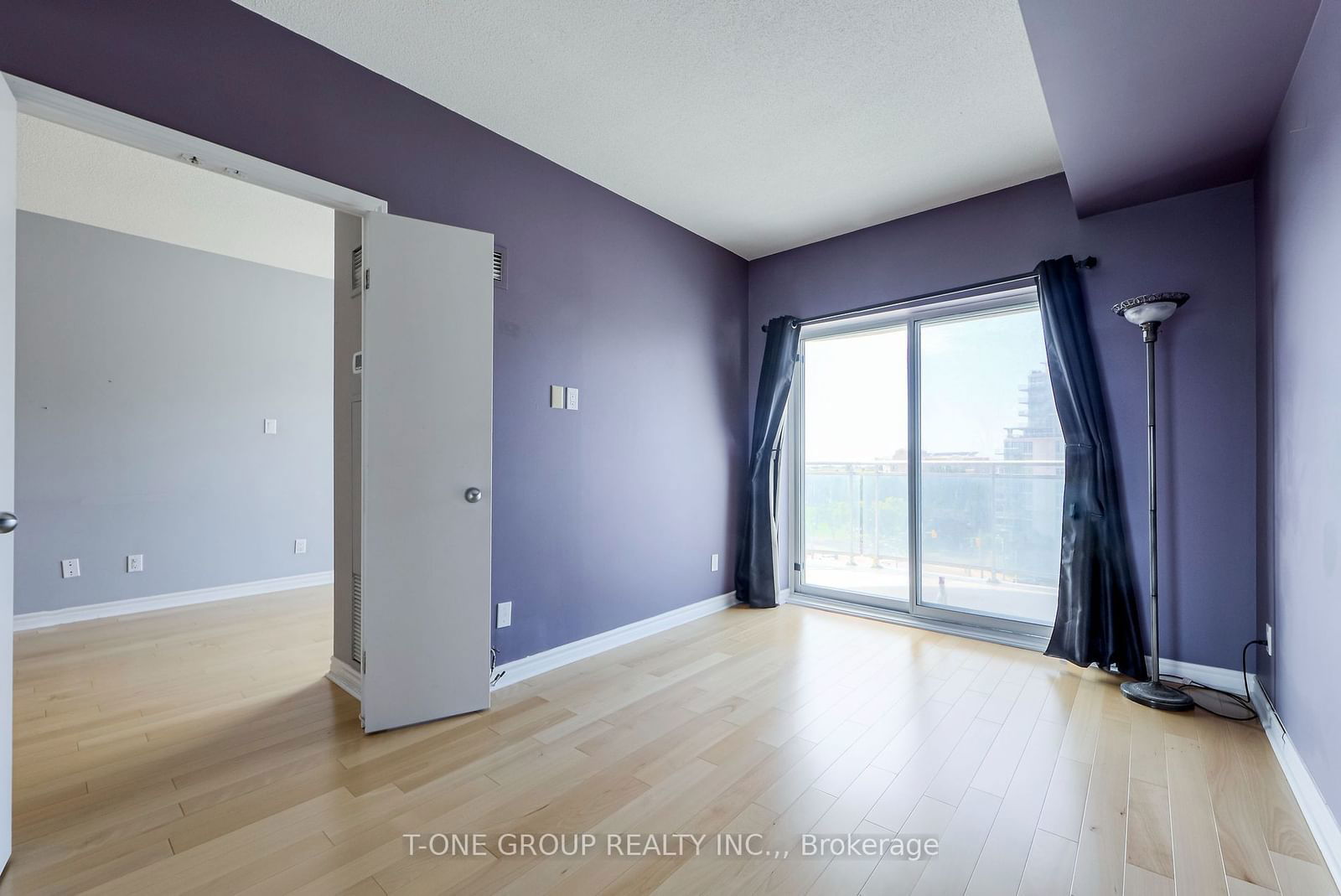 600 Queens Quay W, unit 1031 for rent