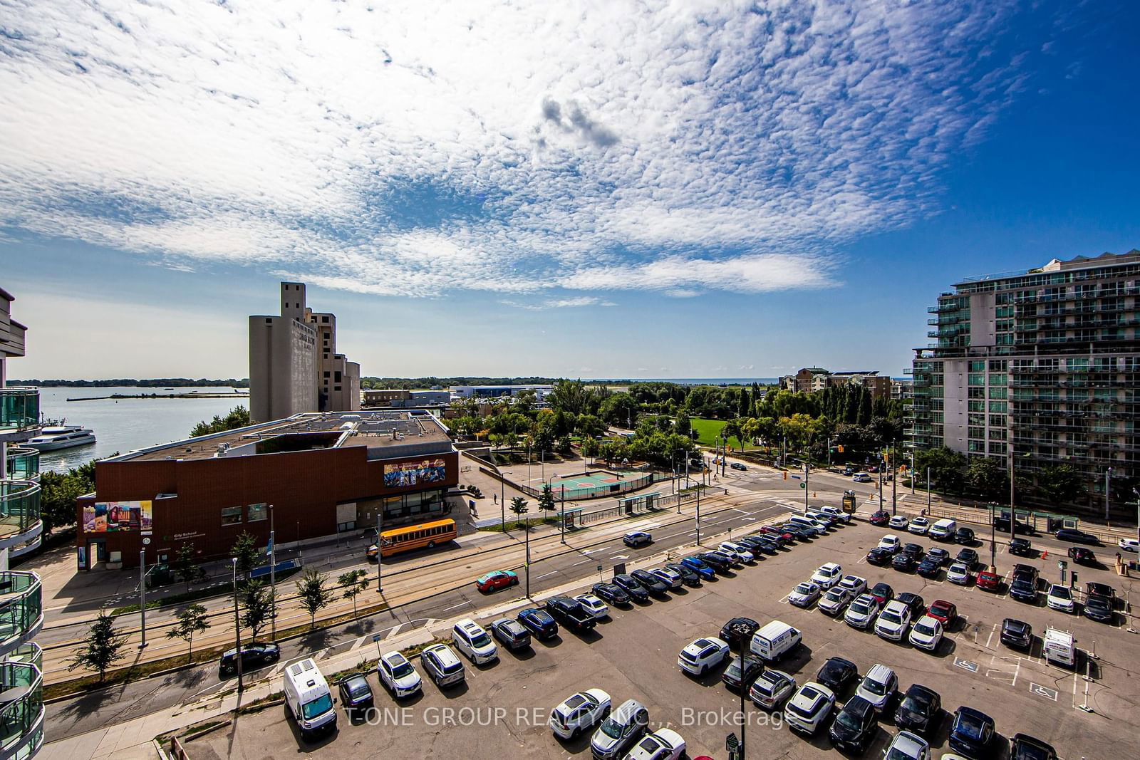 600 Queens Quay W, unit 1031 for rent - image #23