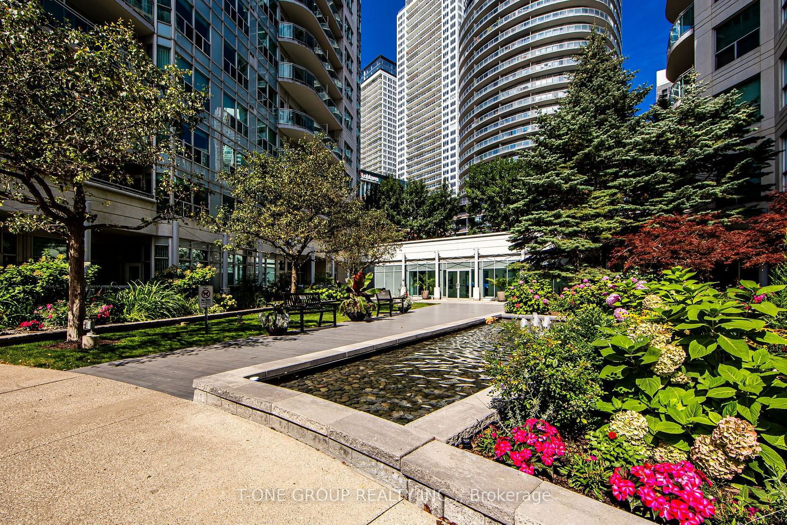 600 Queens Quay W, unit 1031 for rent - image #5