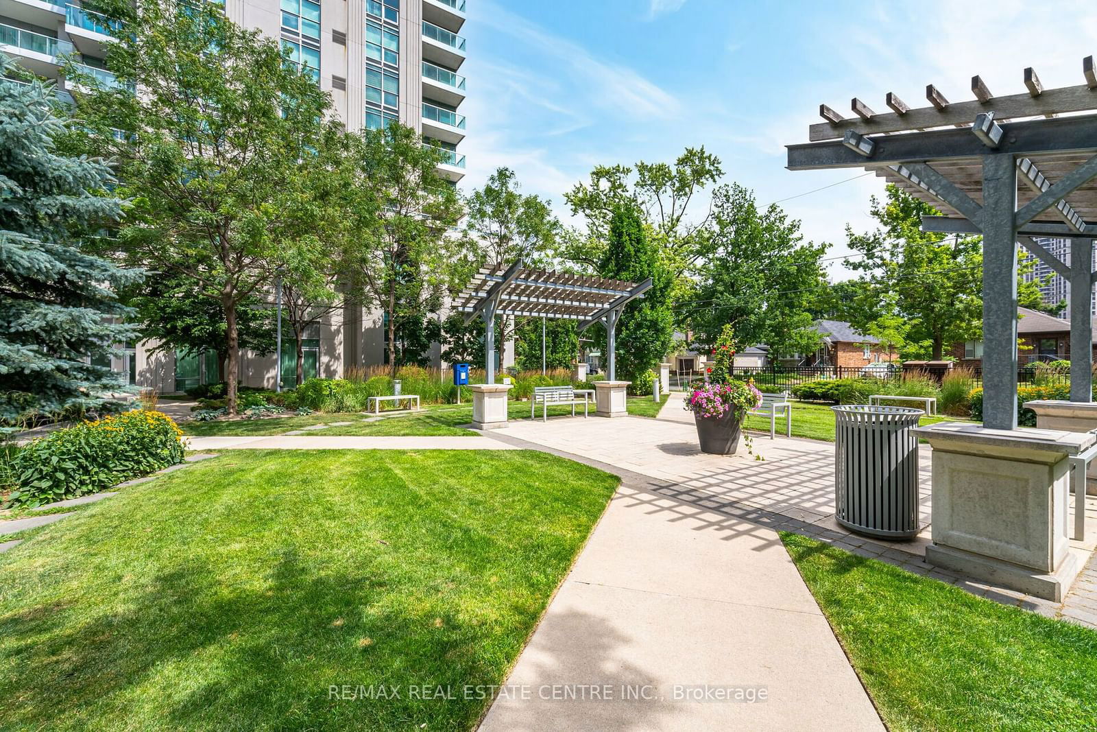 17 Anndale Dr, unit 906 for sale - image #23