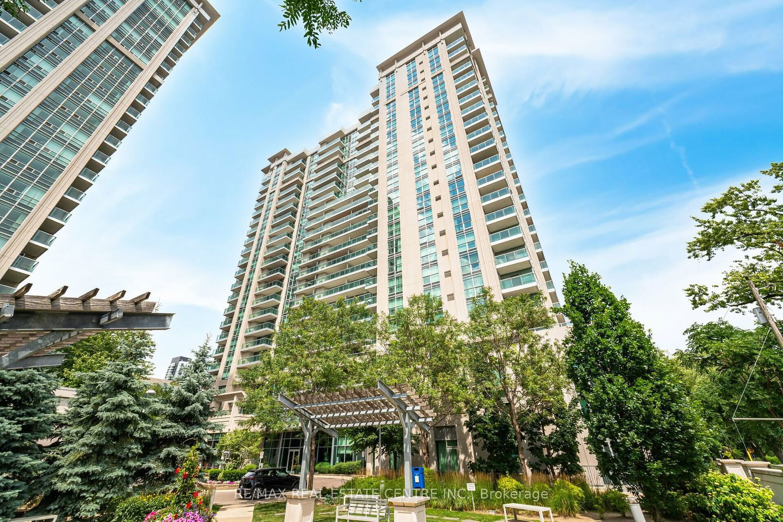 17 Anndale Dr, unit 906 for sale - image #24