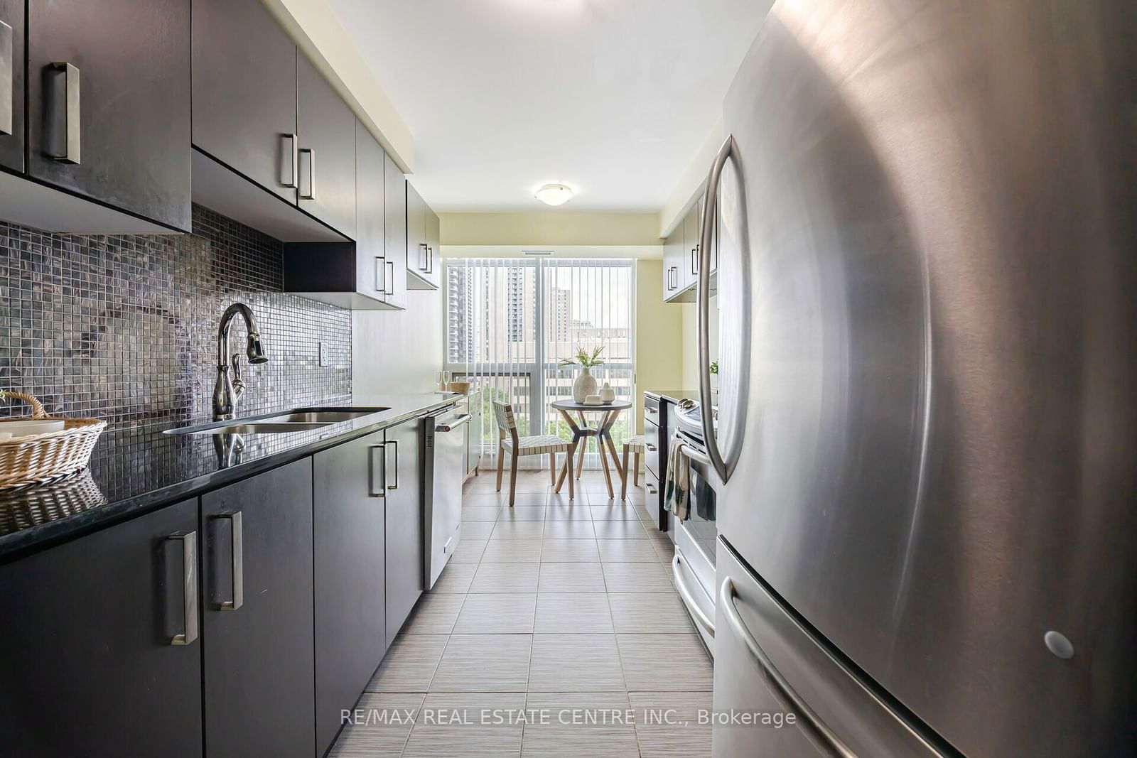 17 Anndale Dr, unit 906 for sale - image #8