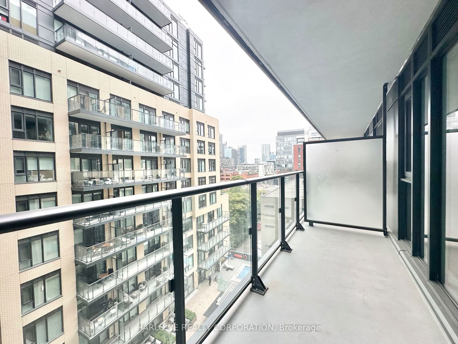 543 Richmond St W, unit 820 for rent