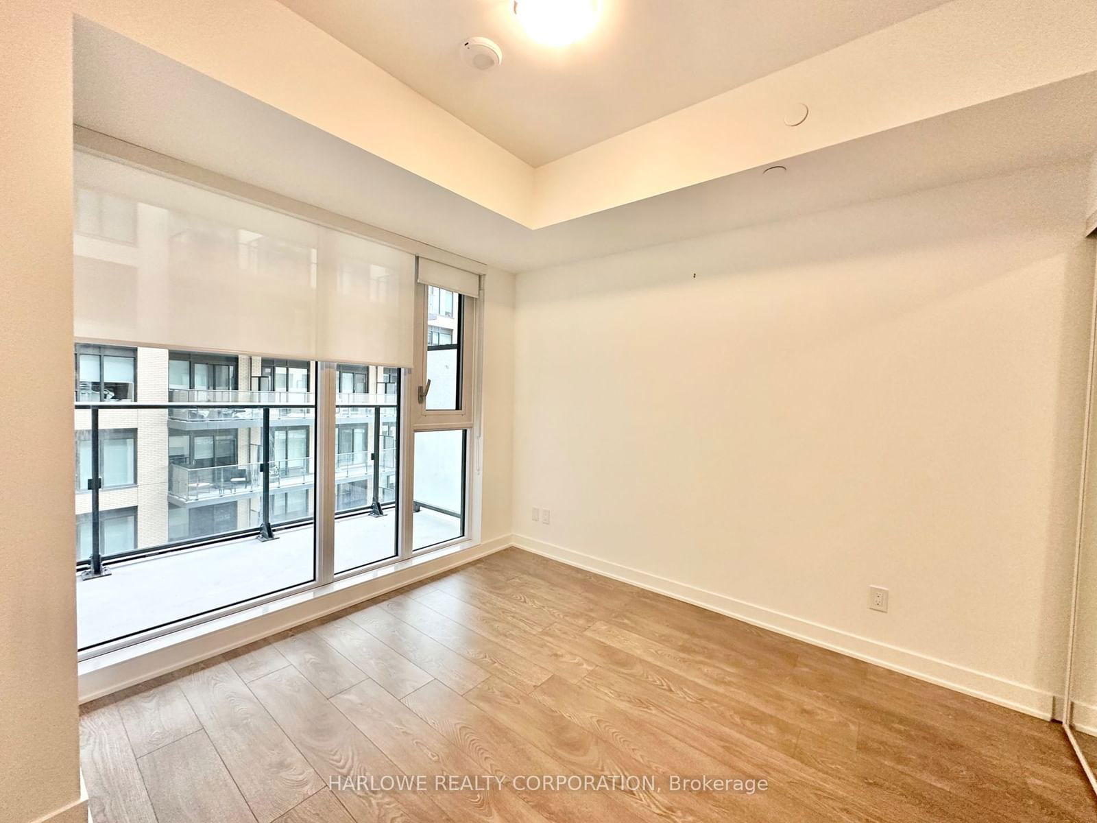 543 Richmond St W, unit 820 for rent