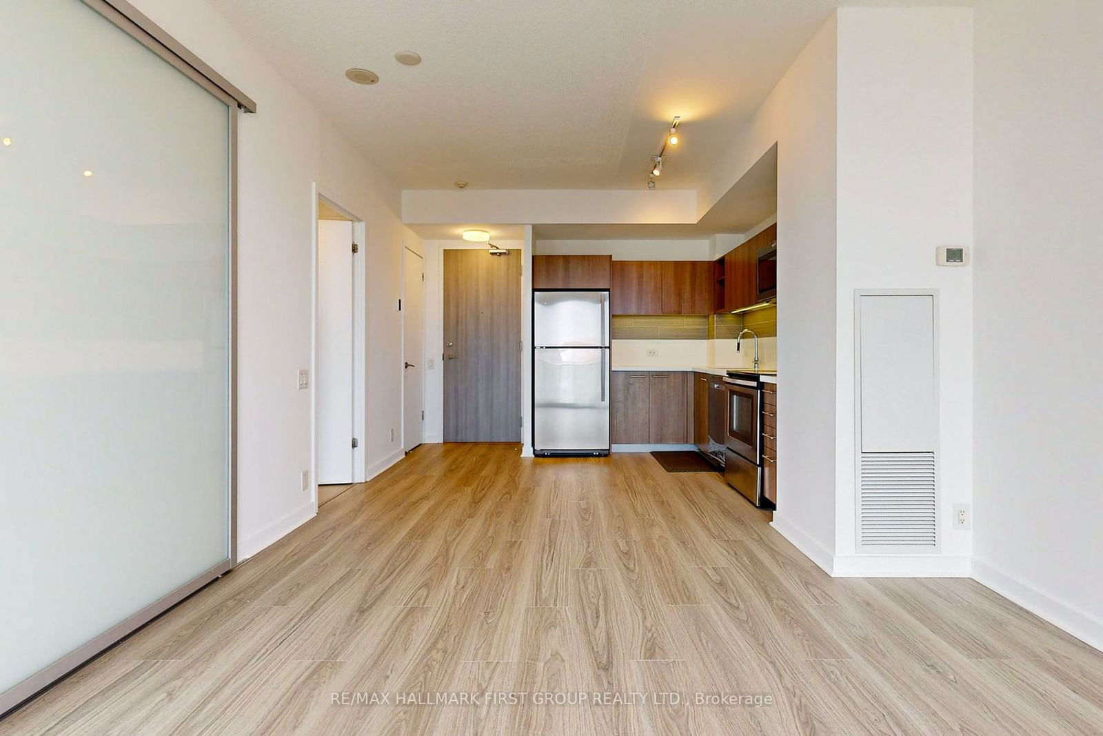 390 Cherry St, unit 1304 for rent - image #16